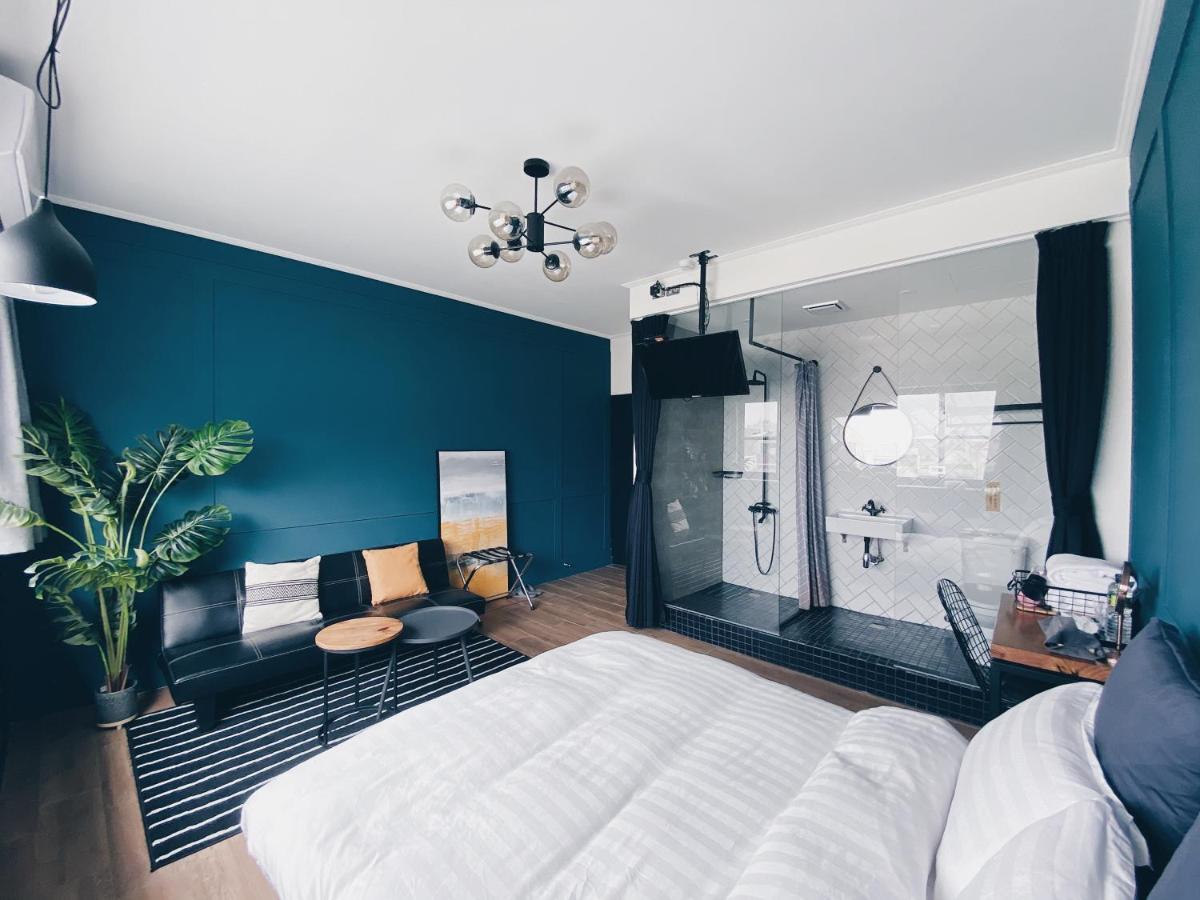 The Gatsby Apartment Tainan Extérieur photo